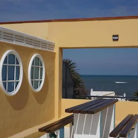 Penthouse 80qm, Zusaetzlich 80 Qm Private Terrasse, 60 M Zum Apartamento Dénia