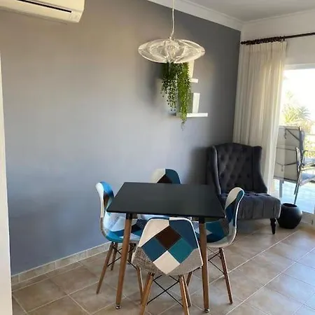 Penthouse 80qm, Zusaetzlich 80 Qm Private Terrasse, 60 M Zum * Dénia