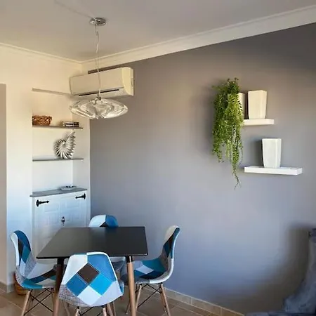 Penthouse 80qm, Zusaetzlich 80 Qm Private Terrasse, 60 M Zum Apartamento