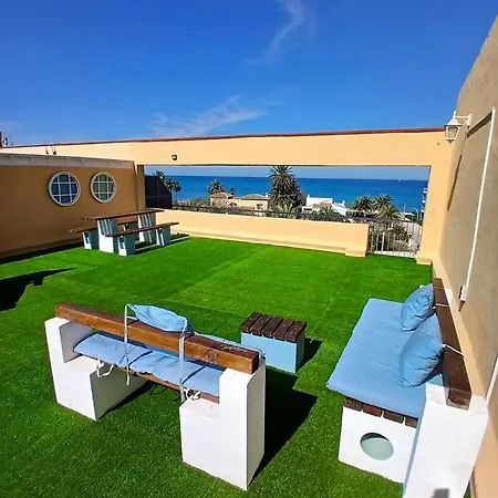 Apartamento Penthouse 80qm, Zusaetzlich 80 Qm Private Terrasse, 60 M Zum *